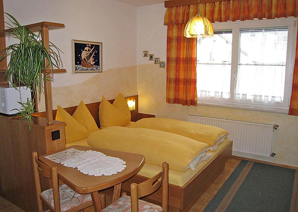 Gästehaus Steiner Tröpolach Zimmer foto